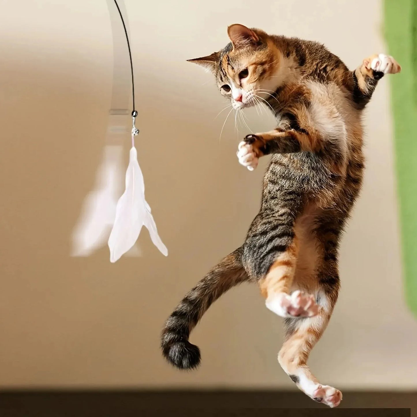Juguete de plumas con ventosa para gatos PluMágica - vista 3